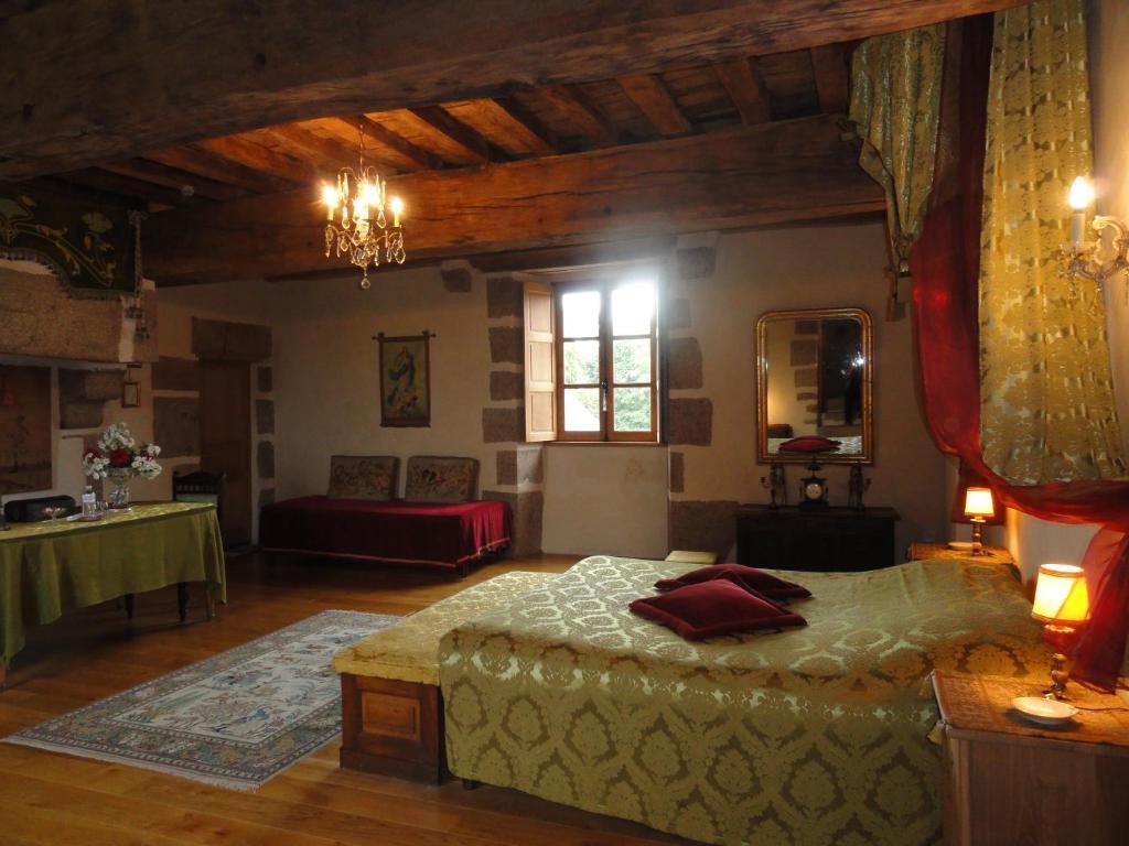 Manoir De La Branche Bed & Breakfast Maen Roch Dış mekan fotoğraf