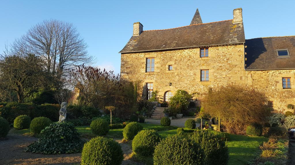 Manoir De La Branche Bed & Breakfast Maen Roch Dış mekan fotoğraf
