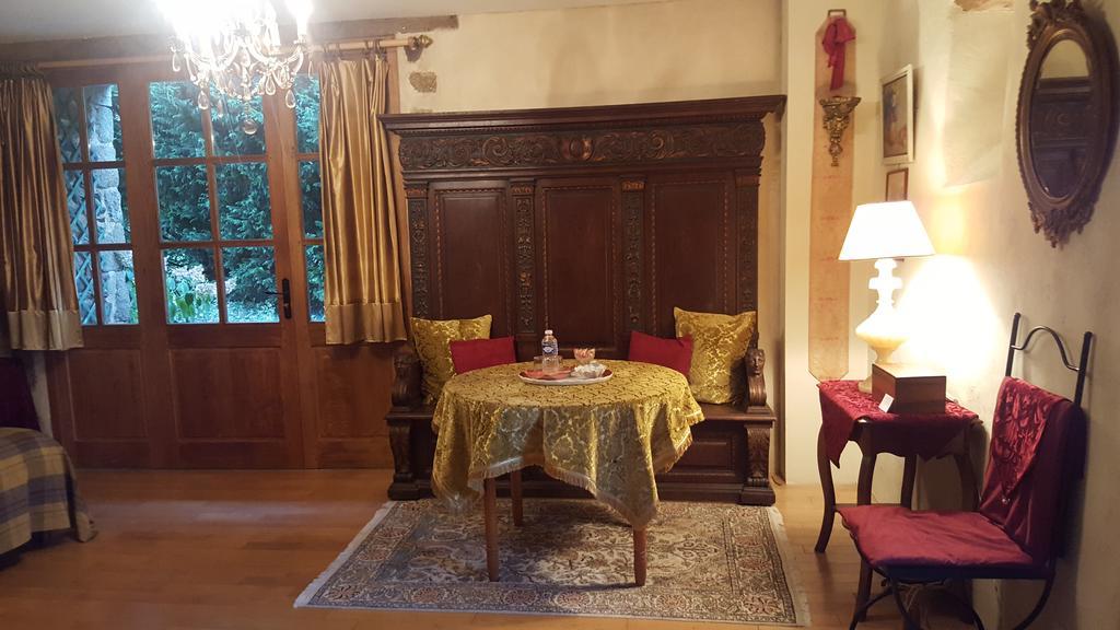 Manoir De La Branche Bed & Breakfast Maen Roch Dış mekan fotoğraf