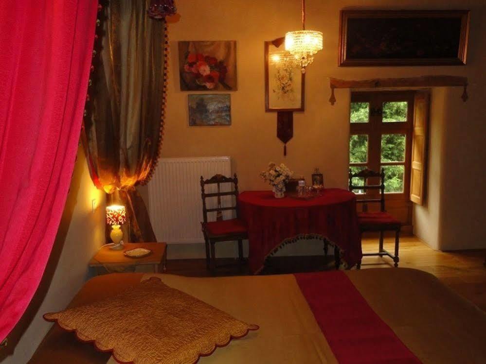 Manoir De La Branche Bed & Breakfast Maen Roch Dış mekan fotoğraf