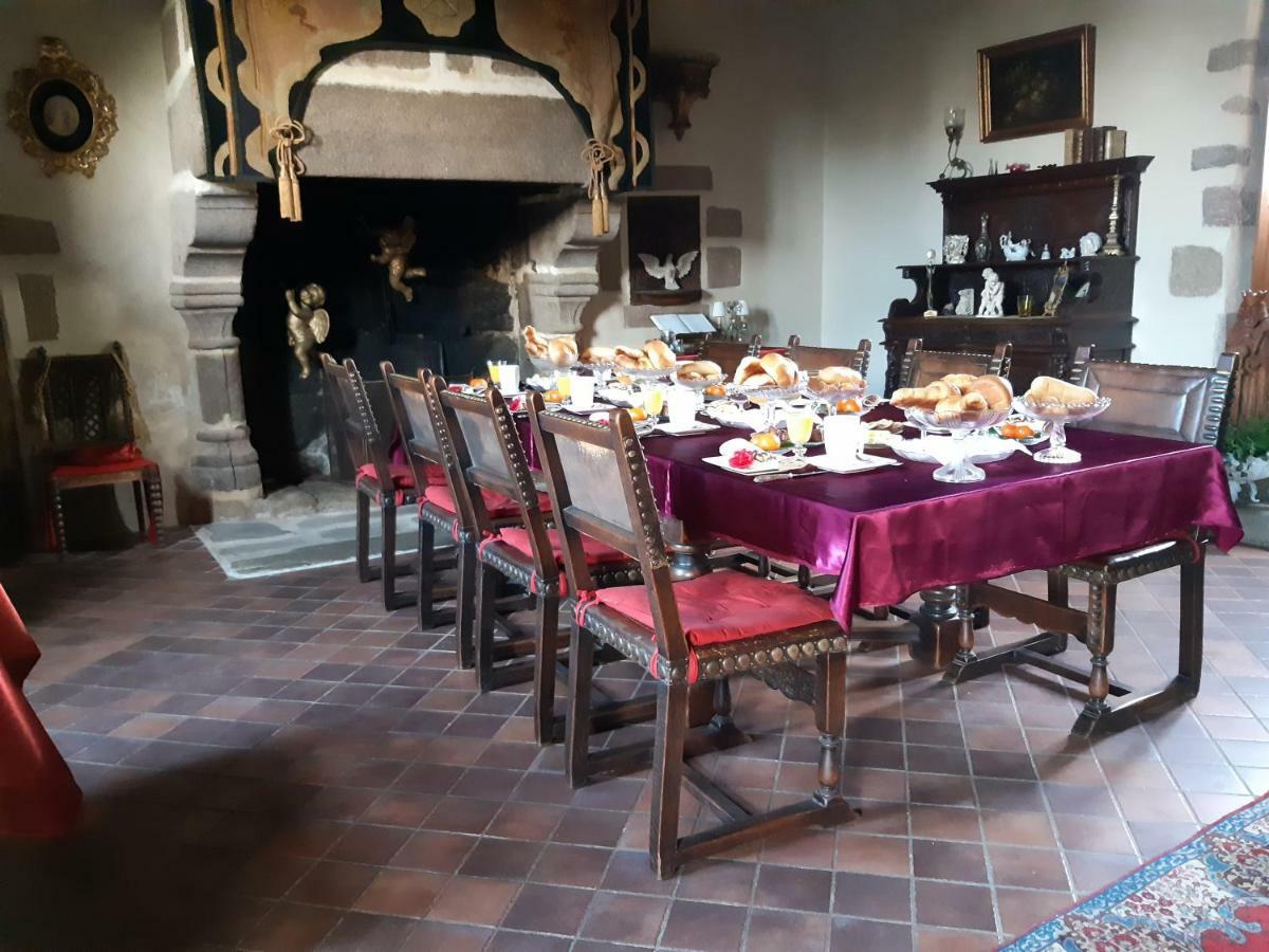 Manoir De La Branche Bed & Breakfast Maen Roch Dış mekan fotoğraf